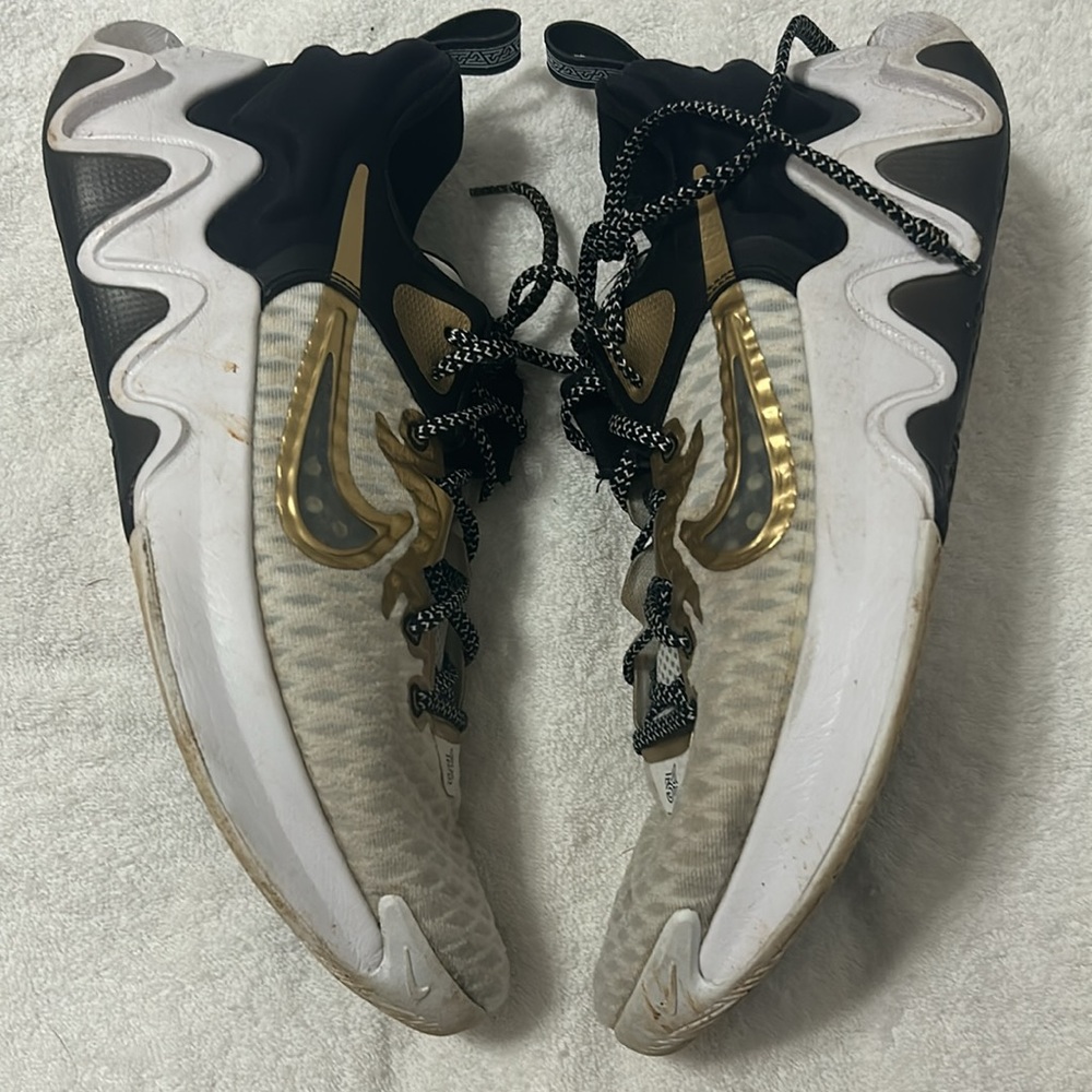 Nike Giannis Immortality basketball shoes, size 11 - Picture 2 of 6